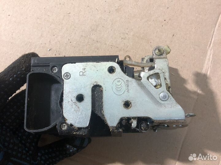 Chevrolet lacetti замок двери