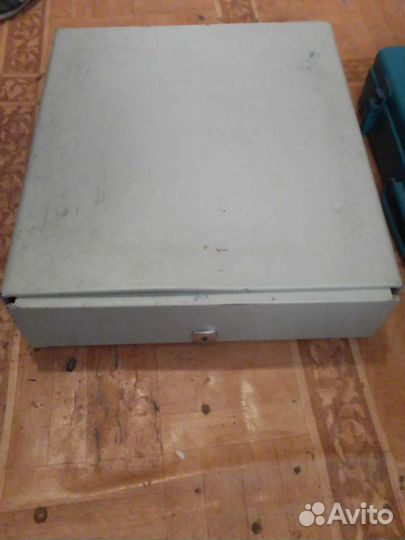 Денежный ящик