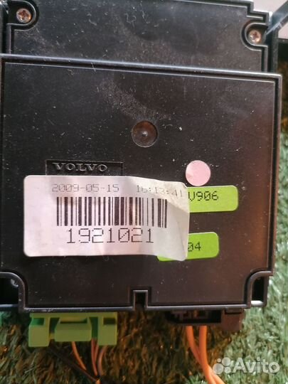 Монитор (дисплей) 31268337 Volvo V70 BW