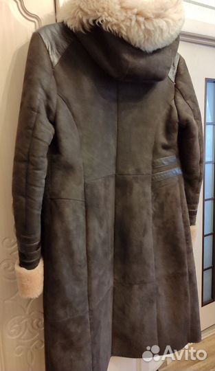 Дубленка женская длинная 46