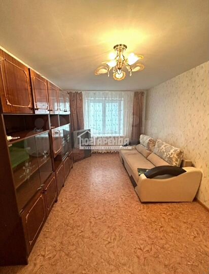 2-к. квартира, 50 м², 5/10 эт.