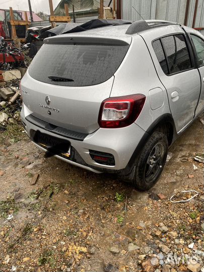 Кузов renault sandero 19г