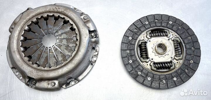 Тойота Превия Сцепление комплект