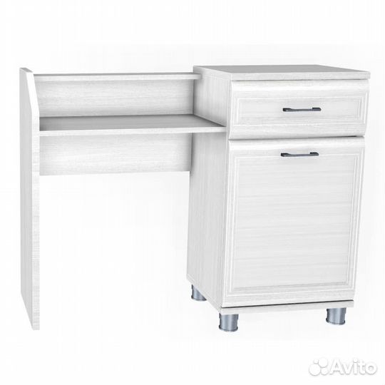 Туалетный столик