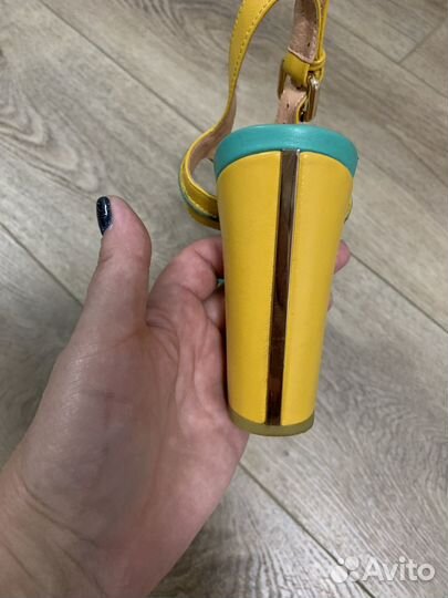 Босоножки женские 37 размер на каблуке