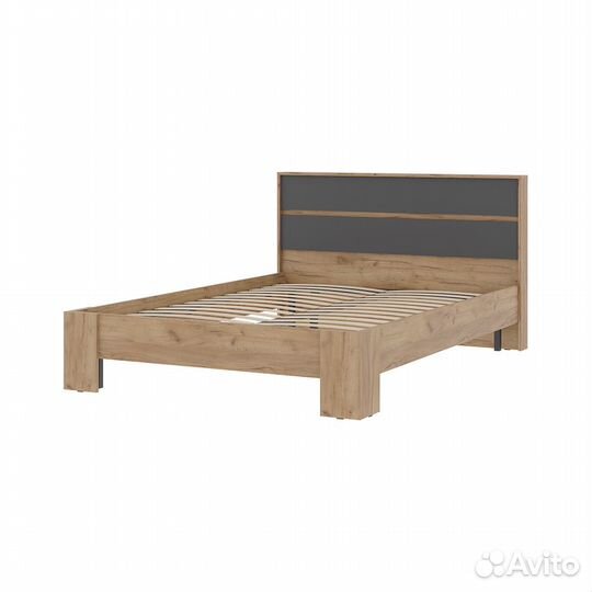 Кровать с матрасом 