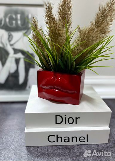 Кашпо - органайзер «Губы Джоли»