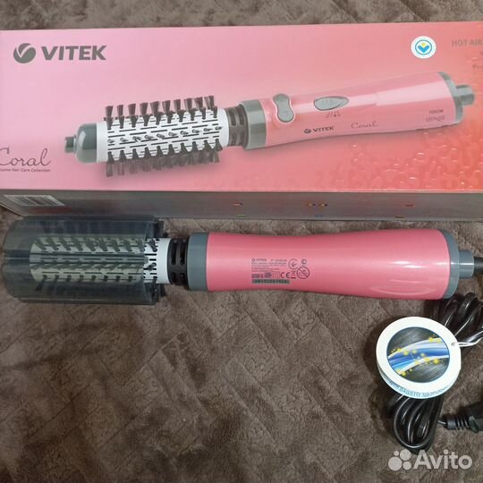 Фен щетка вращающаяся новая