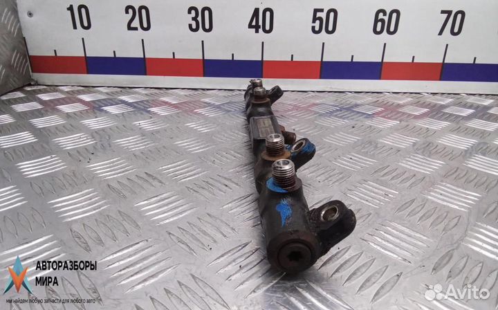 Топливная рампа Ford Mondeo 3 рест. 2003