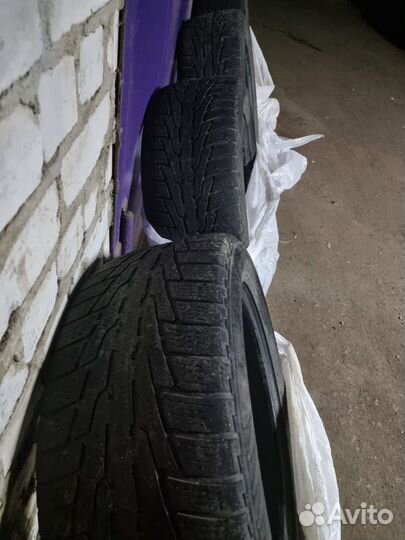 Nokian Tyres Hakkapeliitta R 275/50 R20 111R