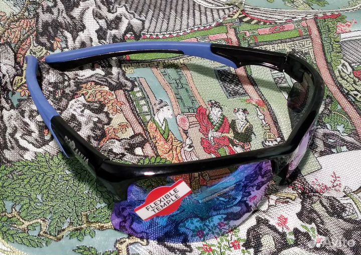 Очки новые солнцезащитные. Торг