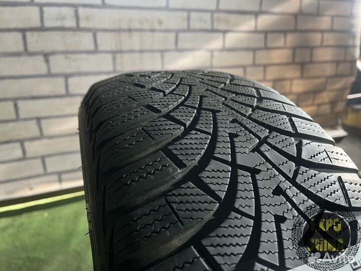 Goodyear UltraGrip 9+ 205/55 R16 91H