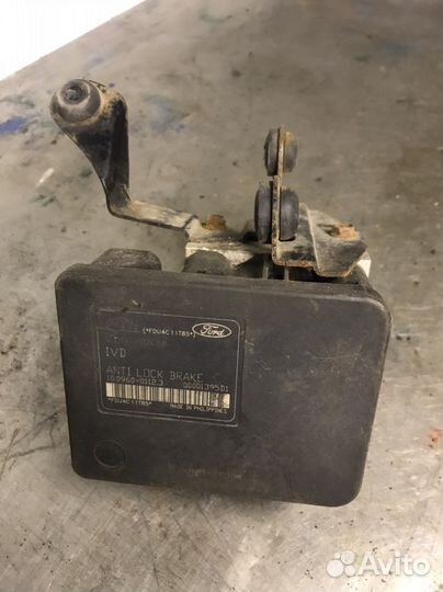 Блок модуль насос ABS Mazda 3 BK Ford Focus 2