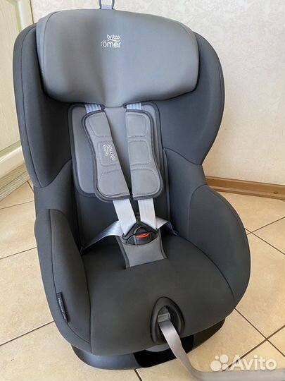 Автокресло britax romer trifix2 i size