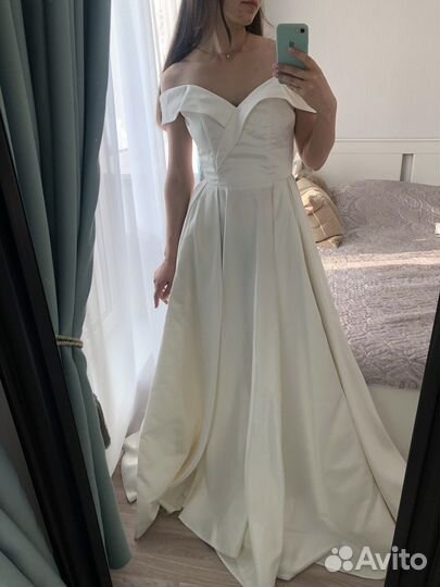 Свадебное платье минимализм