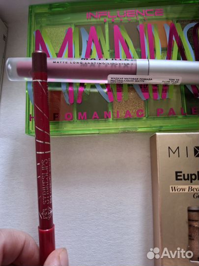 Набор декоративной косметики