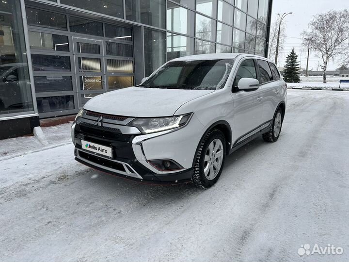 Mitsubishi Outlander 2.0 CVT, 2019, 52 300 км