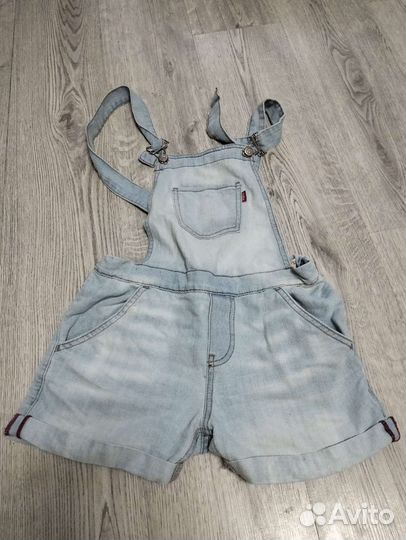 Джинсовый комбинезон