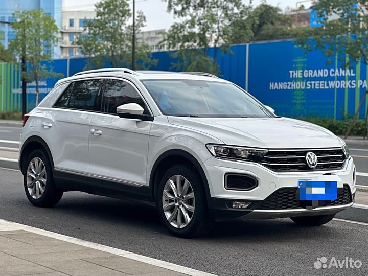 Volkswagen T-Roc 1.5 AMT, 2021, 60 000 км