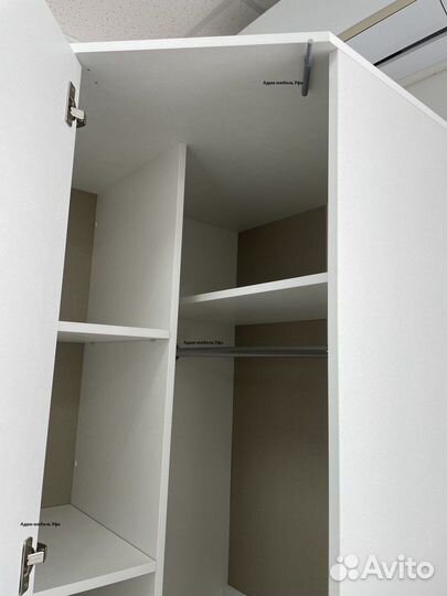 Шкаф угловой