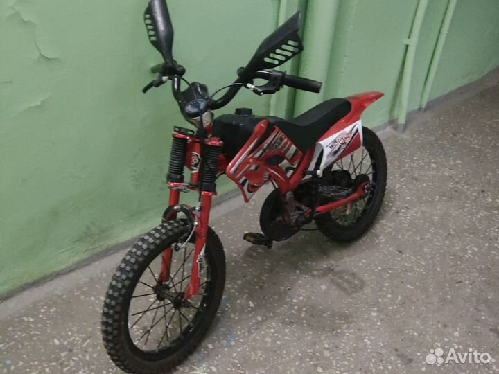 Детский велосипед бу с 3 лет до 6 лет детей