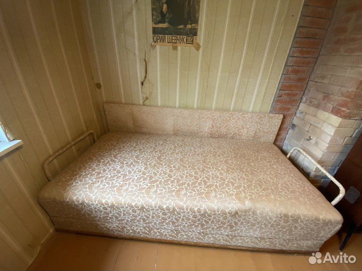 Тахта (софа, диван) старая дачная