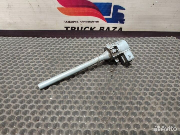 1740757 Датчик уровня охлаждающей жидкости