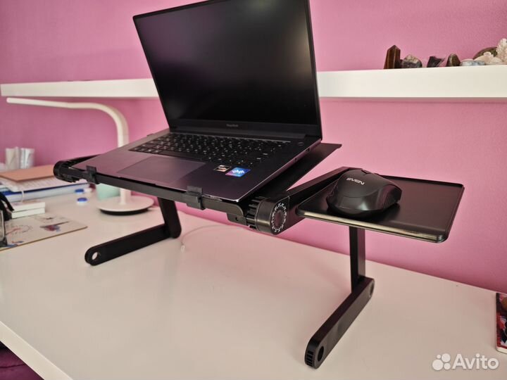 Подставка для ноутбука с охлаждающим вентилятором