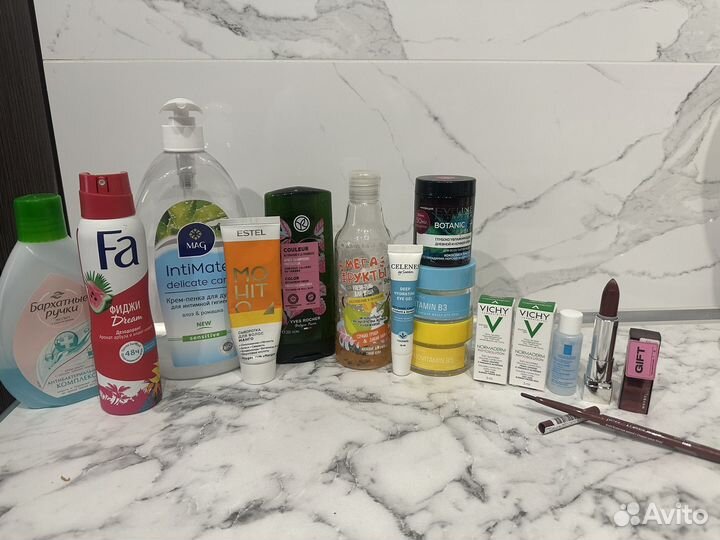 Пакет косметики новое и б/у цена за все