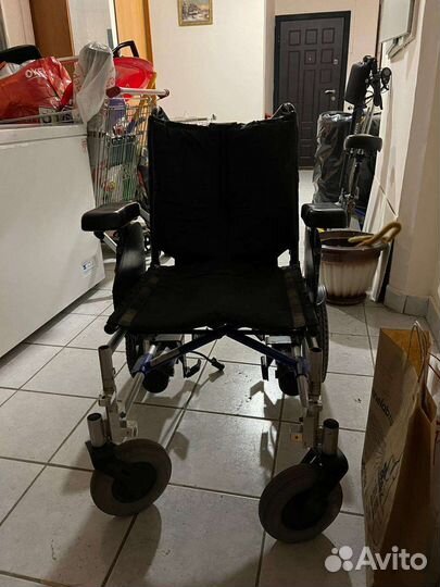 Инвалидная коляска с электроприводом бу