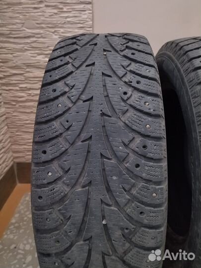 Hankook Winter I'Pike W409 2.25/60 R17