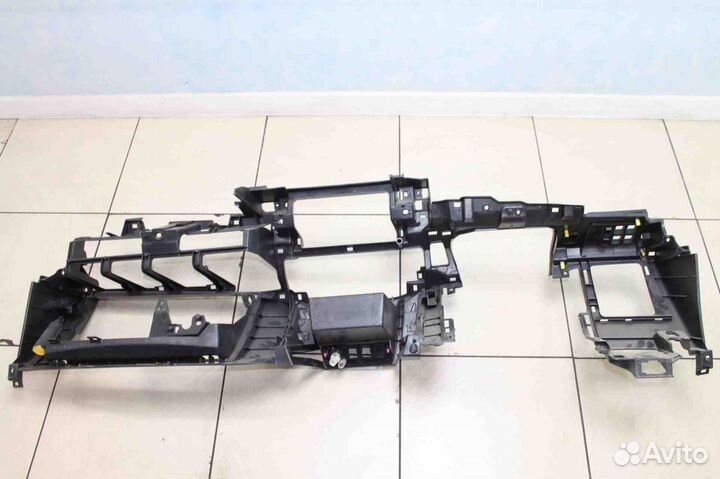 Торпедо Toyota RAV 4 2006-2013 Нижняя часть