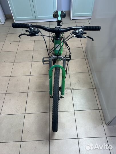 Велосипед зеленый 26 колёса