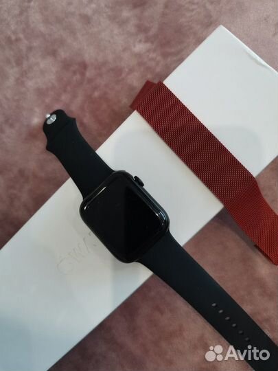 Apple watch series 8