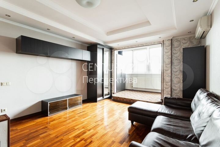 2-к. квартира, 66,9 м², 10/17 эт.