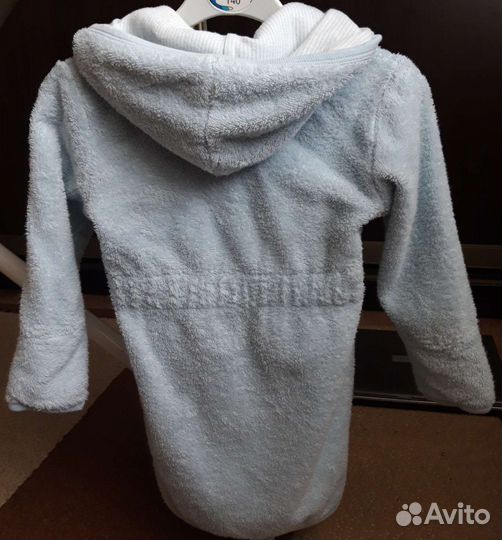 Рубашки и махровый халат р.104