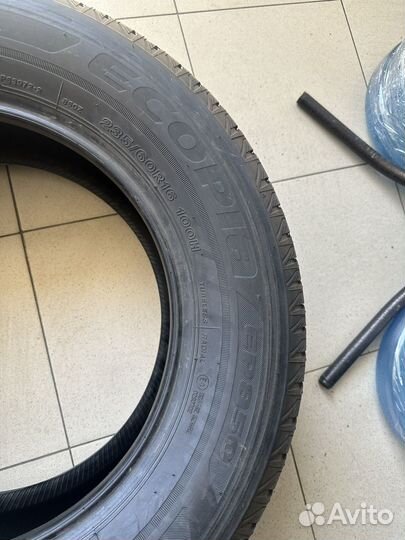 Bridgestone Ecopia EP850 235/60 R16 100H