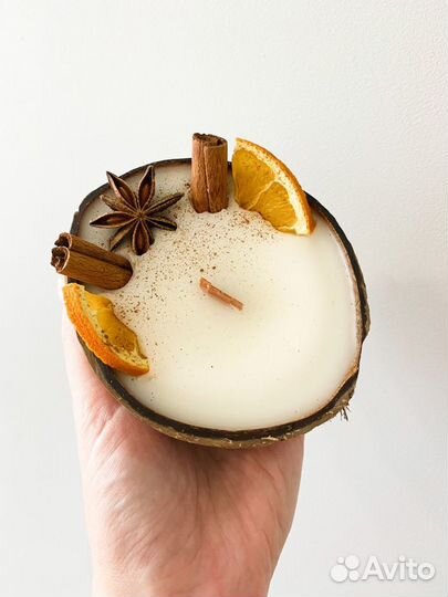 Свеча в кокосе