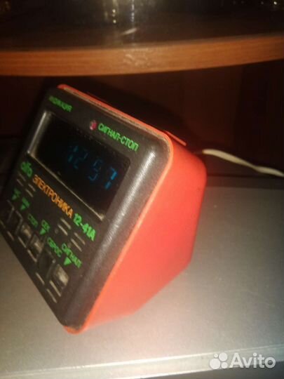 Часы Электроника 12 41А