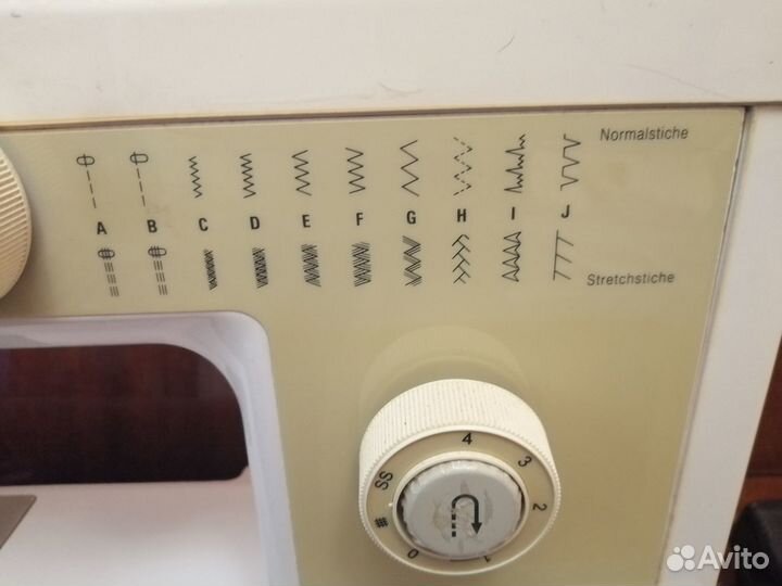 Швейная машина Германская