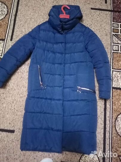 Пуховик женский 50 размер с капюшоном