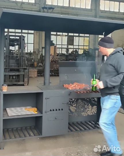 Мангал с крышей