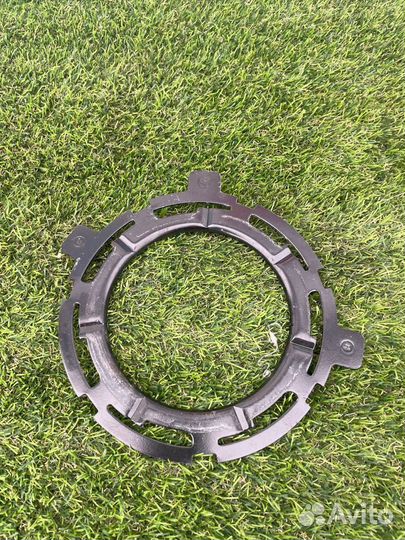 Гайка топливного насоса Ford Escape 4 2020