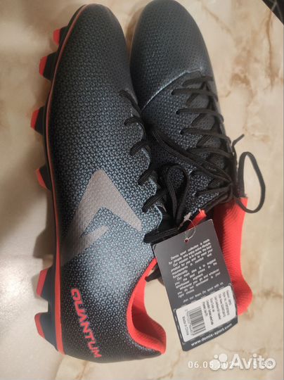 Бутсы футбольные