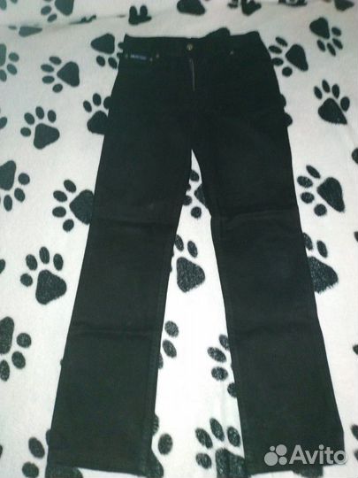 Джинсы новые