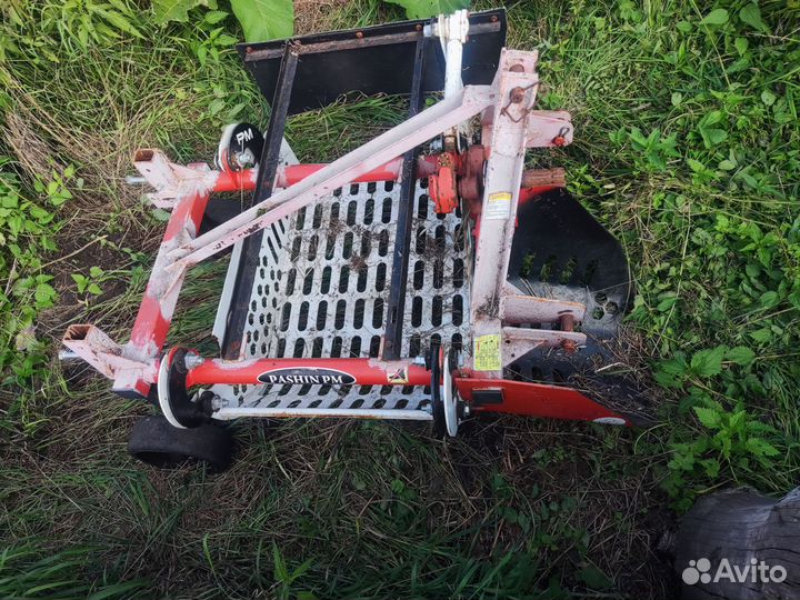 Картофелекопалка вибрационная грохотная