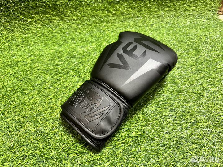 Бокс перчатки Venum, все размеры