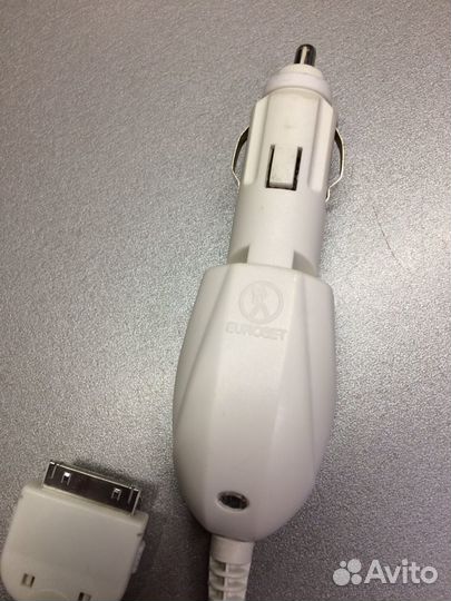 Качественная автомобильная зарядка для айфона 4-4S