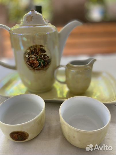 Кофейный сервиз Мадонна и тарелки