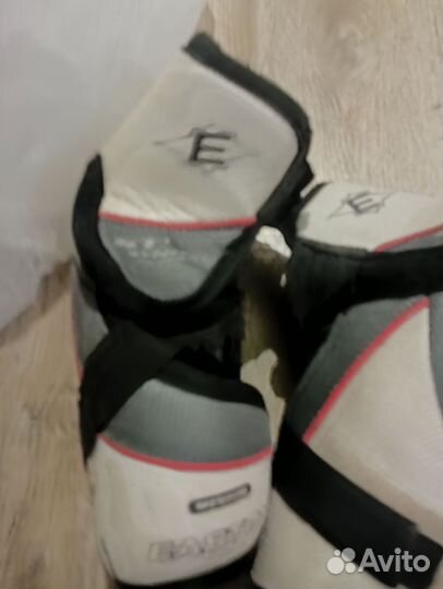 Налокотники хоккейные